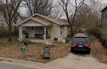 1318 College Ave, Fayetteville, AR 72701