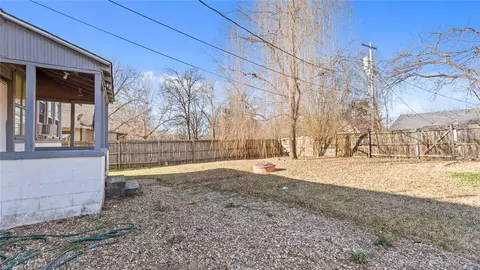 Exterior - 2109 N K St, Fort Smith, AR 72901 photo 6 of 7