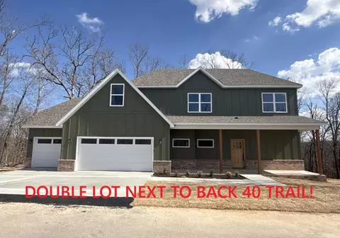55 Northampton Dr, Bella Vista, AR 72714