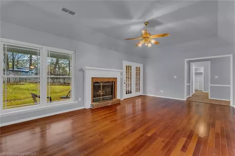 9804 Muirfield Cir, Fort Smith, AR 72908 photo 4