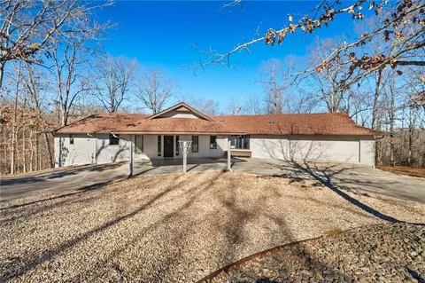 41 Selkirk Dr, Bella Vista, AR 72715