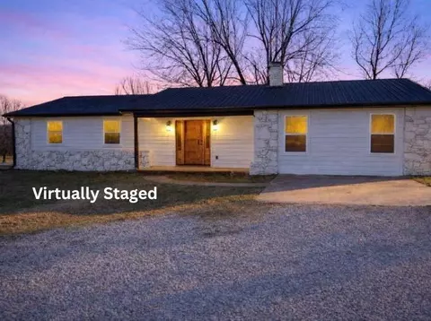 17471 Highway 412, Huntsville, AR 72740