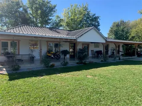 19919 Kirklane Rd, Lincoln, AR 72744