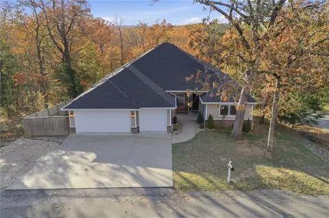 2 James Ln, Bella Vista, AR 72714