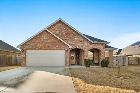 701 Melrose Pl, Bentonville, AR 72712