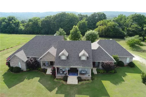 Exterior - 815 James Pl, West Fork, AR 72774 photo 2 of 7