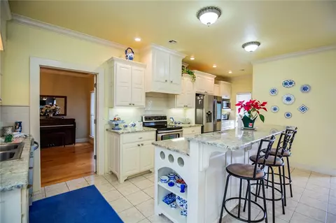 Kitchen - 815 James Pl, West Fork, AR 72774 photo 2 of 2