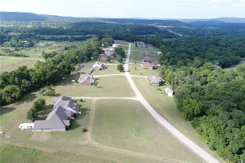 View/Area - 815 James Pl, West Fork, AR 72774 photo 6 of 7