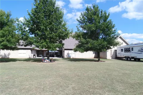 Exterior - 815 James Pl, West Fork, AR 72774 photo 4 of 7