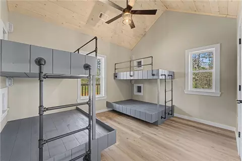 Bedroom - 491 Nc 6065, Jasper, AR 72641 photo 3 of 5