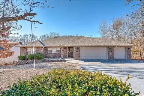 6 Mccollough Ln, Bella Vista, AR 72715