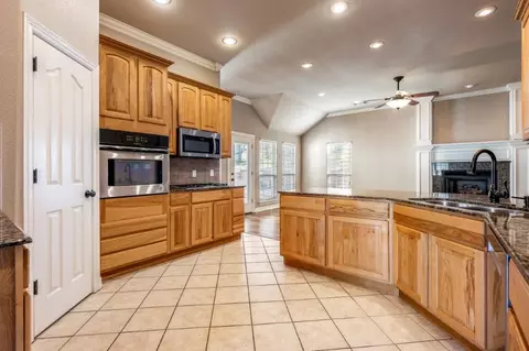 507 E Andrew Ave, Springdale, AR 72764 photo 7