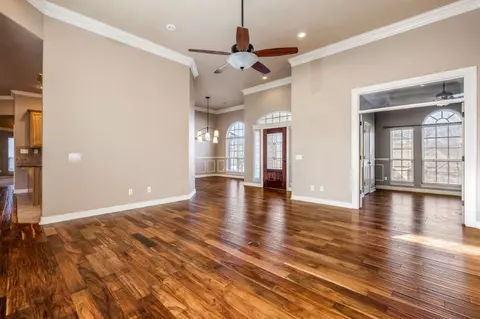 507 E Andrew Ave, Springdale, AR 72764 photo 4