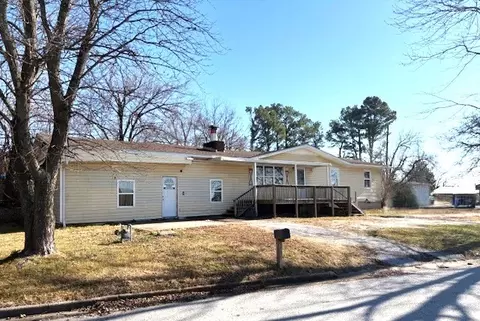 303 Dogwood St, Harrison, AR 72601