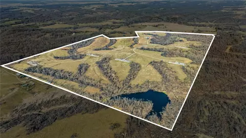 22081 Mountain Rd, Gravette, AR 72736