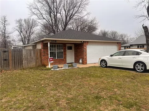 308 Ewalt Ave, Springdale, AR 72764