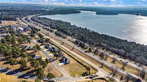 2 Baseline Dr, Russellville, AR 72802