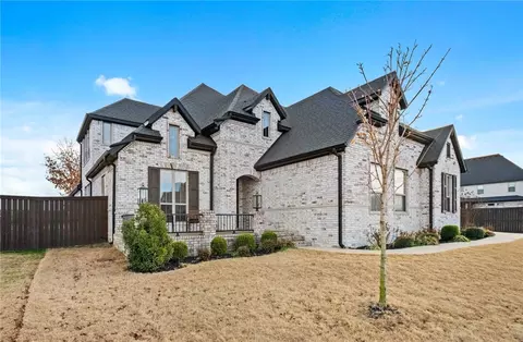 4601 SW Hollowbrook St, Bentonville, AR 72713