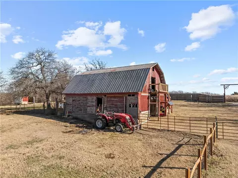 Other - 2097 Nc 1600, Compton, AR 72624 photo 14 of 16