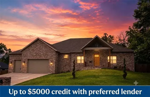 12412 Wildwood Dr, Rogers, AR 72756