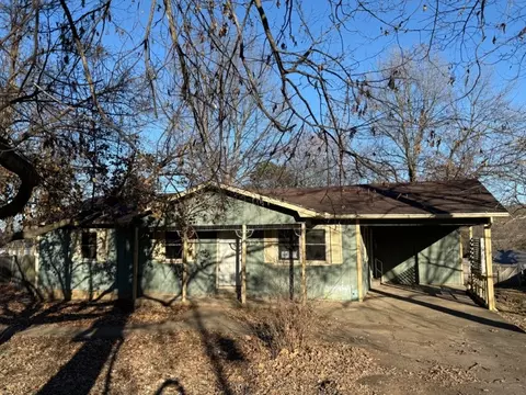 503 Madison St, Huntsville, AR 72740