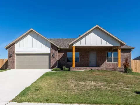 90 W Watson Ln, Farmington, AR 72730