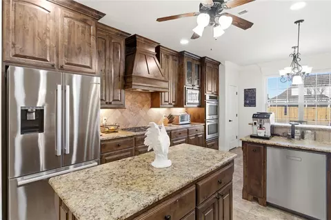 Kitchen - 4123 Willowbend Dr, Rogers, AR 72758 photo 2 of 3