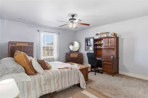 Bedroom - 4123 Willowbend Dr, Rogers, AR 72758 photo 4 of 7