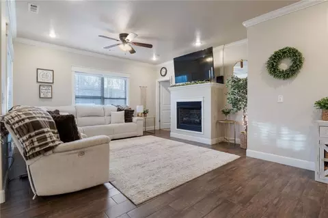 114 Glendale Ln, Rogers, AR 72758 photo 10