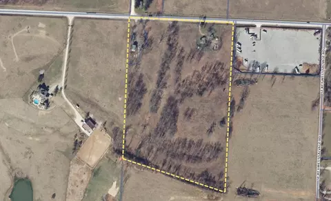 1035 E 1st Ave, Gentry, AR 72734 photo 9