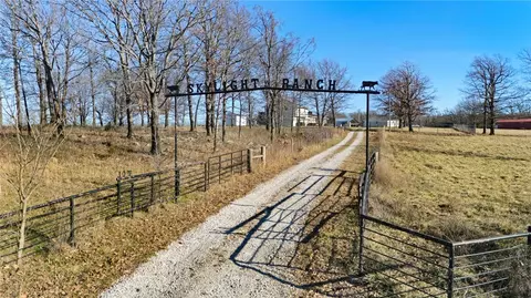 18880 S Skylight Mountain Rd, Canehill, AR 72717