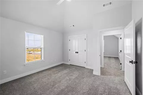 Bedroom - 6489 County Ave, Springdale, AR 72762 photo 3 of 4