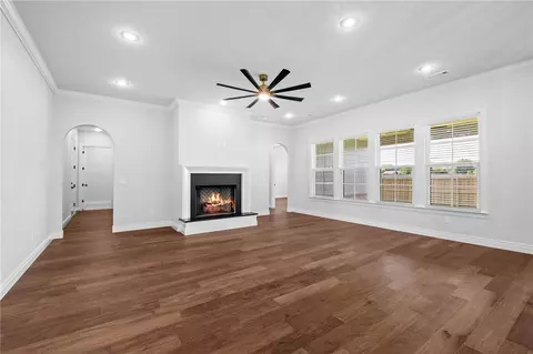 Living - 6489 County Ave, Springdale, AR 72762 photo 1 of 3