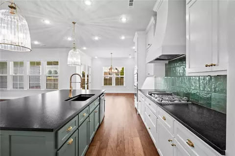 Kitchen - 6489 County Ave, Springdale, AR 72762 photo 3 of 4