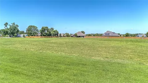4008 Rolling Meadows Dr, Rogers, AR 72756
