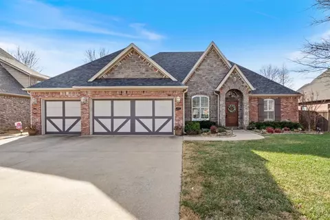 4902 Ridge Mont Rd, Bentonville, AR 72713