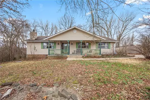 14 Walney Dr, Bella Vista, AR 72715