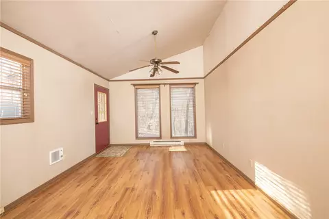56 Thompson Ln, Noel, MO 64854 photo 9