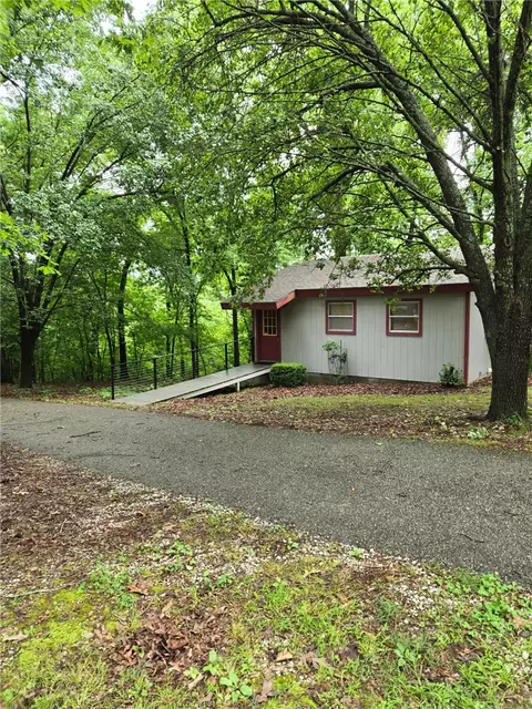 56 Thompson Ln, Noel, MO 64854 photo 2