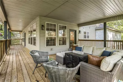 Exterior - 814 Summit Loop, Rogers, AR 72756 photo 6 of 11