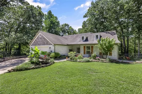 Exterior - 814 Summit Loop, Rogers, AR 72756 photo 2 of 11