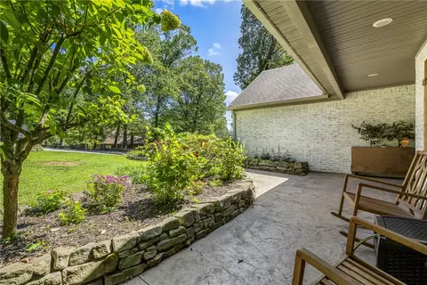 Exterior - 814 Summit Loop, Rogers, AR 72756 photo 3 of 11