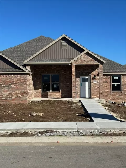 641 Blunt Ave, Prairie Grove, AR 72753