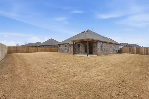 Exterior - 300 Genoa Way, Centerton, AR 72719 photo 3 of 3