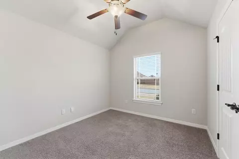 Bedroom - 300 Genoa Way, Centerton, AR 72719 photo 3 of 6