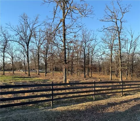 3 S 4 Ac S Wedington Blacktop Rd, Lincoln, AR 72744