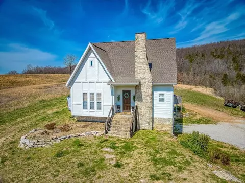 6935 Bear Creek Dr, Harrison, AR 72601