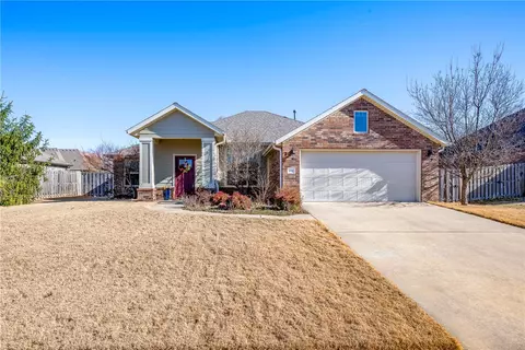 344 N Cold Harbor Ave, Fayetteville, AR 72704