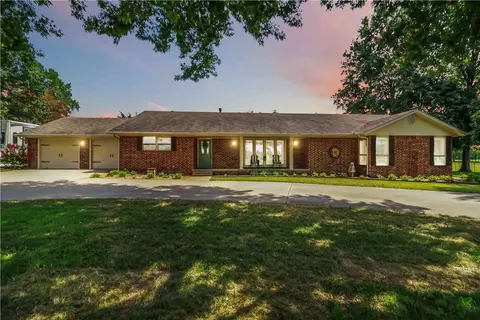 5039 Primrose Rd, Springdale, AR 72764