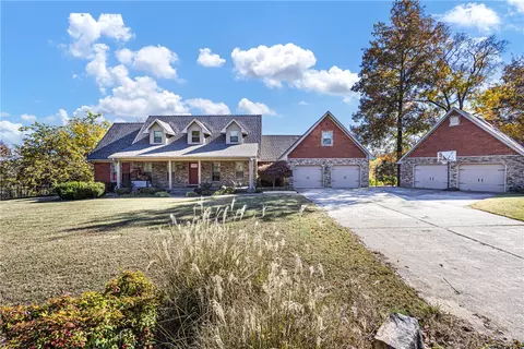 77 Sumac Cv, Russellville, AR 72802